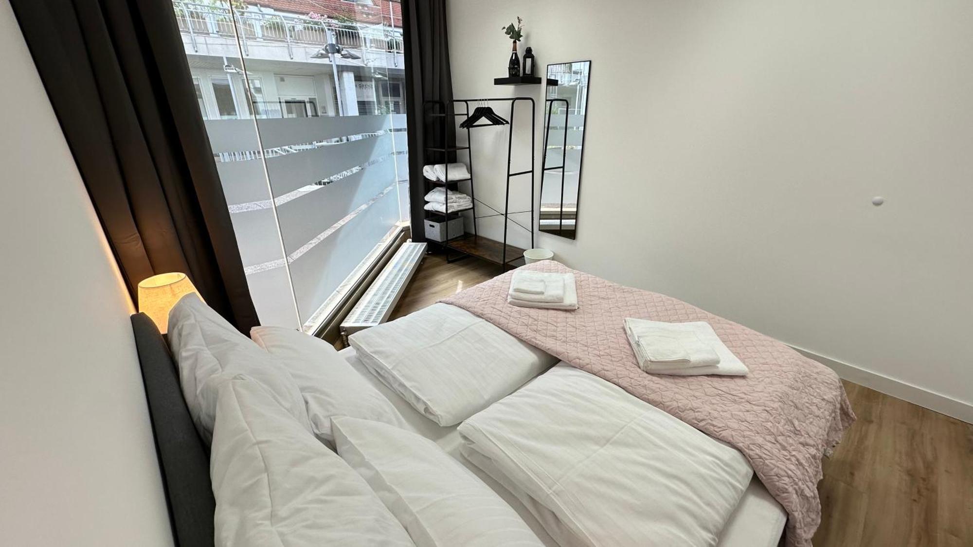 Das Loft - Sauna - 4 Schlafzimmer - 2 Baeder - Stadtmitte - 2 Parkplaetze Speyer Exterior foto